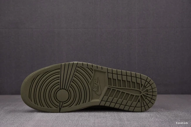 x low 1642 dz4137- jordan 1 WellDesigned “olive” og travis scott air 0526